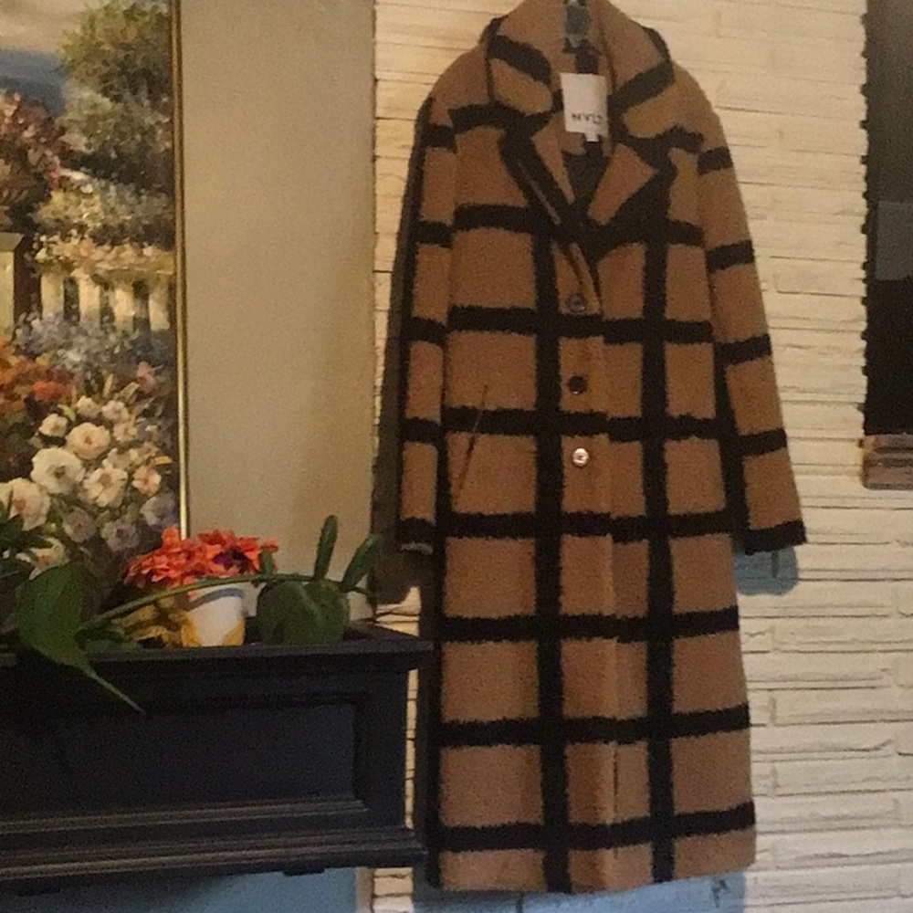 NVLT long camel and black coat. Size S/P.